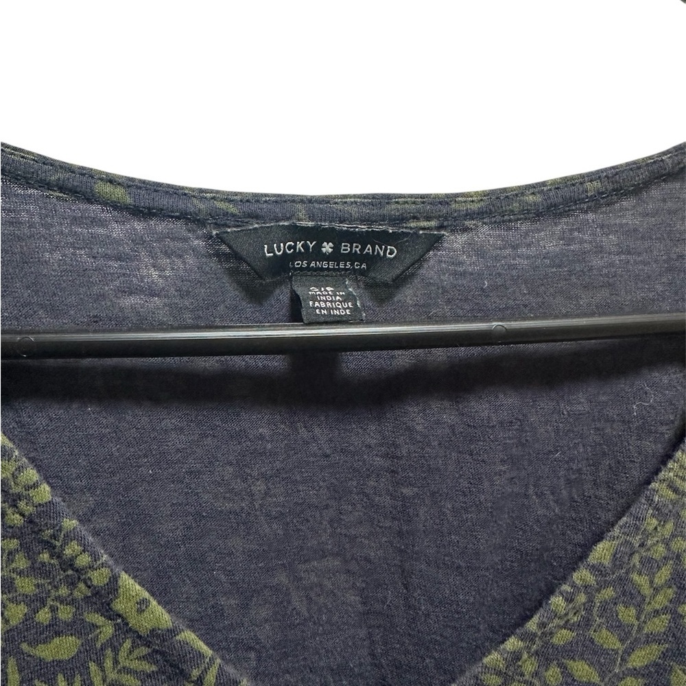 LUCKY BRAND Gray and Green Women's SHORT SLEEVE Top - Picture 2 of 3